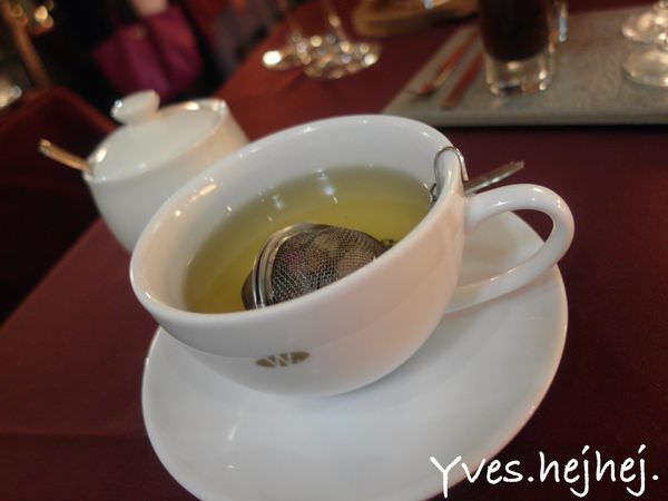 2012-04-15 10.07.26.jpg