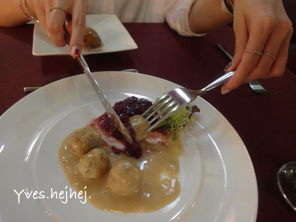 2012-04-15 09.09.00.jpg